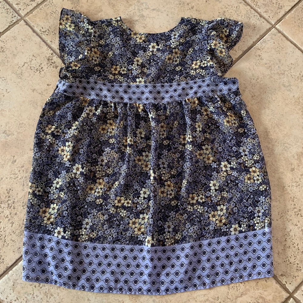 LOFT Blue Floral Flutter Sleeve Top XS - Picture 4 of 4